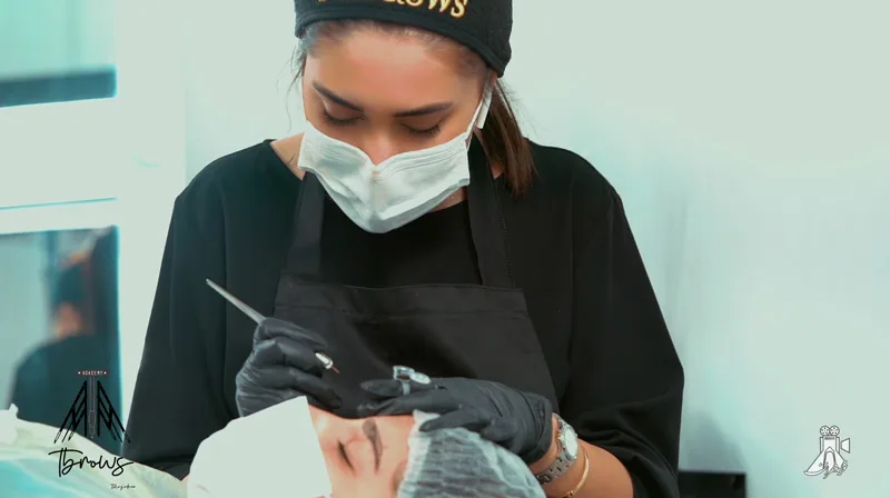 بلید برای پوست‌های خشک و حساس توسط تینا صفایی